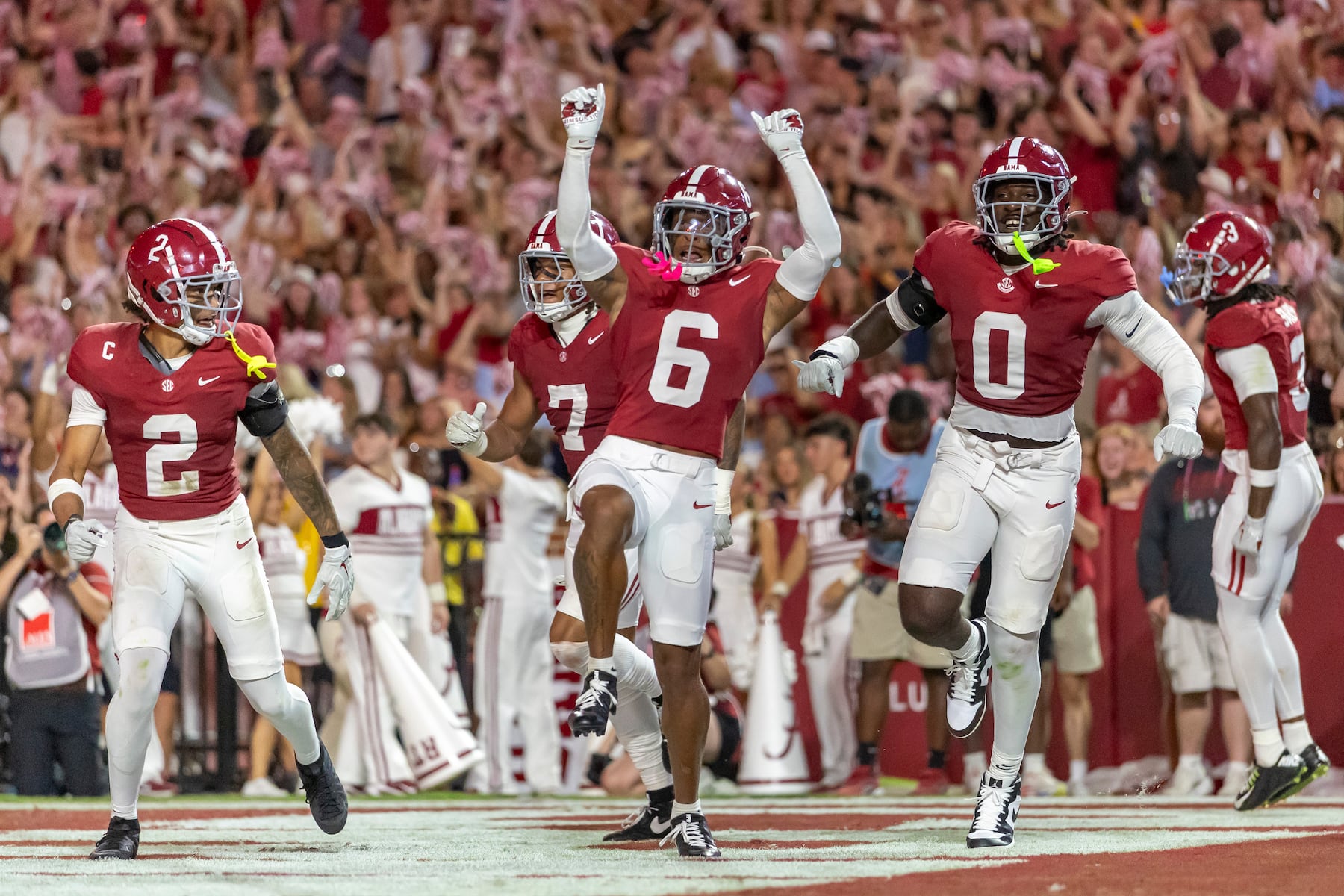 Watch South Carolina player throw punch in front of ref