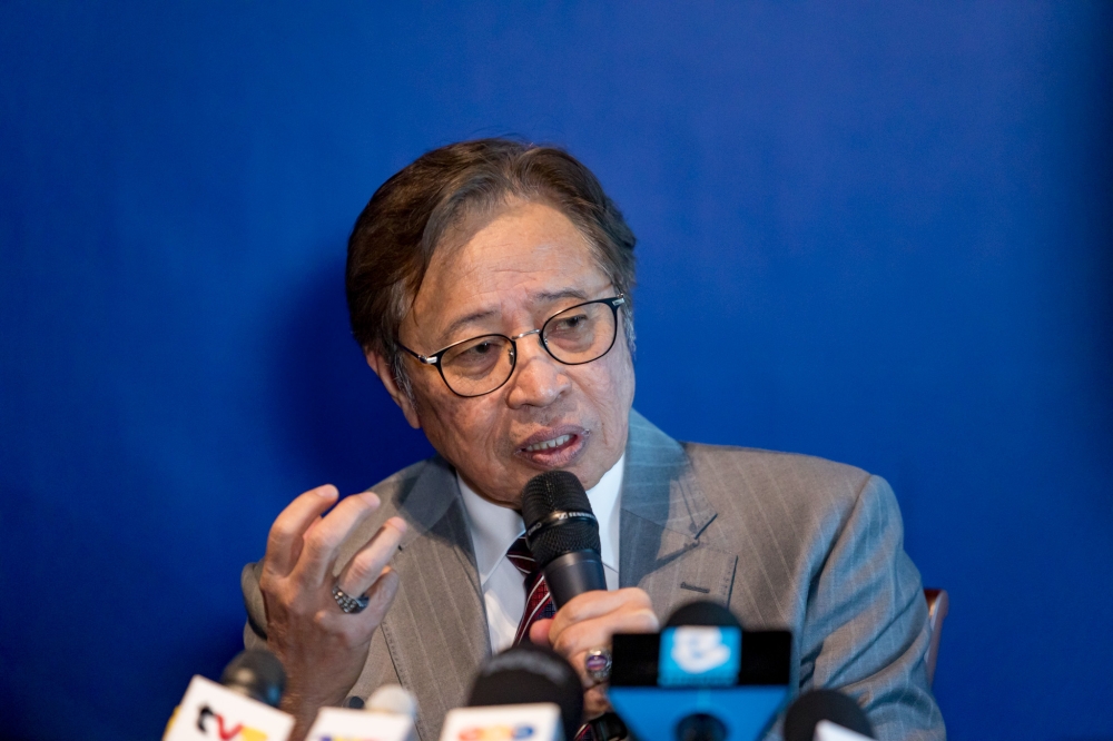 ‘No contradiction’: Abang Johari explains why EC says no Sarawak seat proposal yet