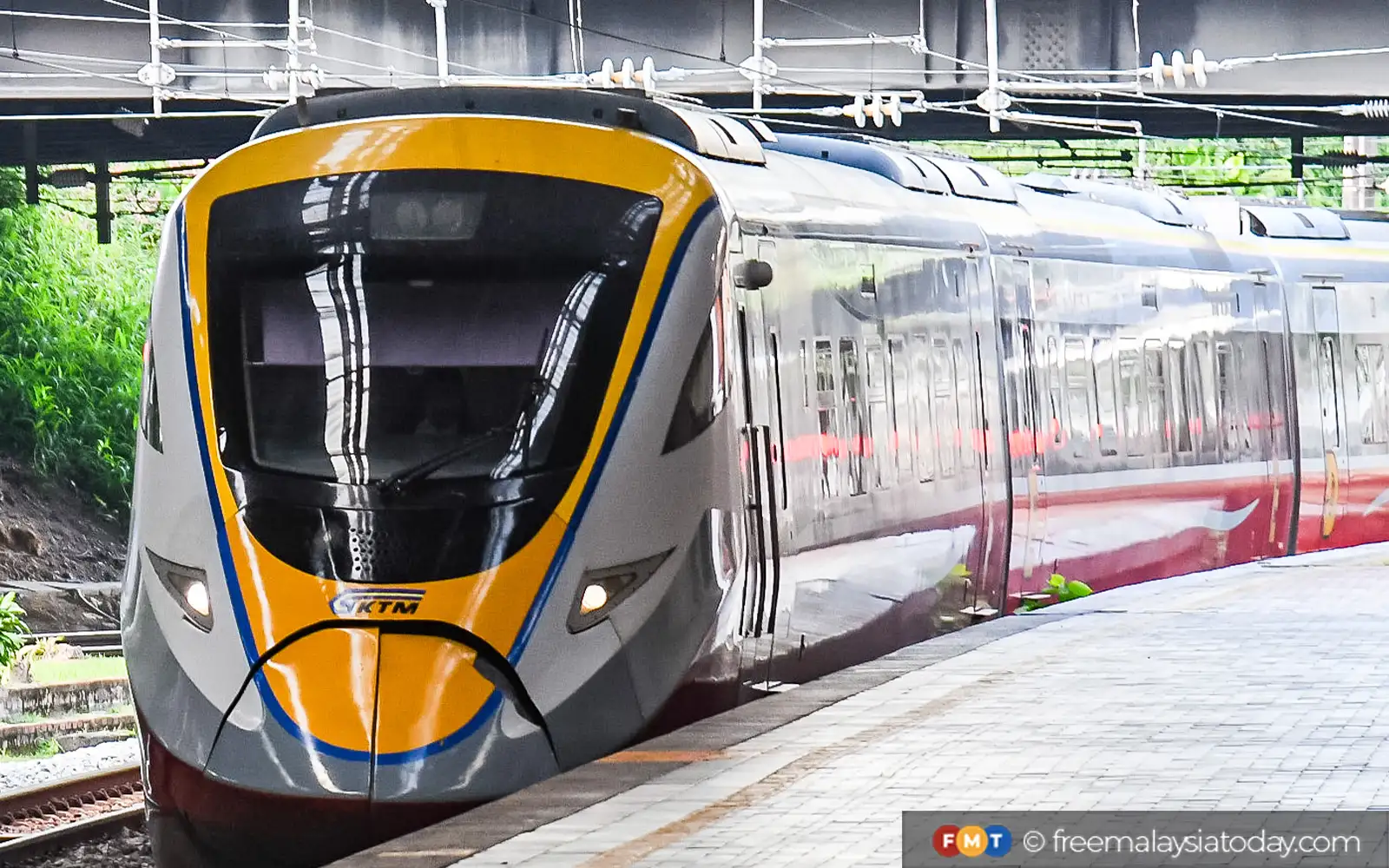 Signalling disruption delays KTM Komuter, ETS by 4 to 5 hours