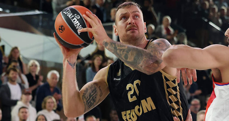 PAOK finalizing a deal with Donatas Motiejunas