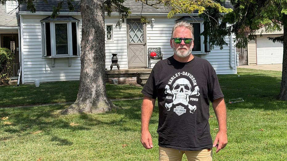 Michigan man doxxed after exposing his city's booming Islamic surge takes defiant stand: 'Not gonna stop'