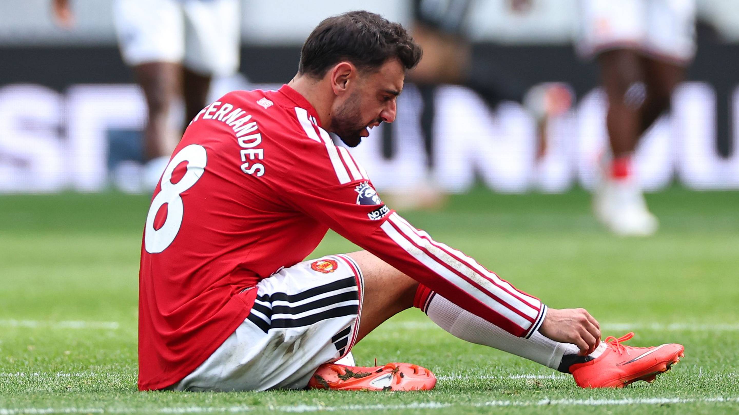 Man Utd Handed Bruno Fernandes Injury Scare by Manager’s Shocking Revelation
