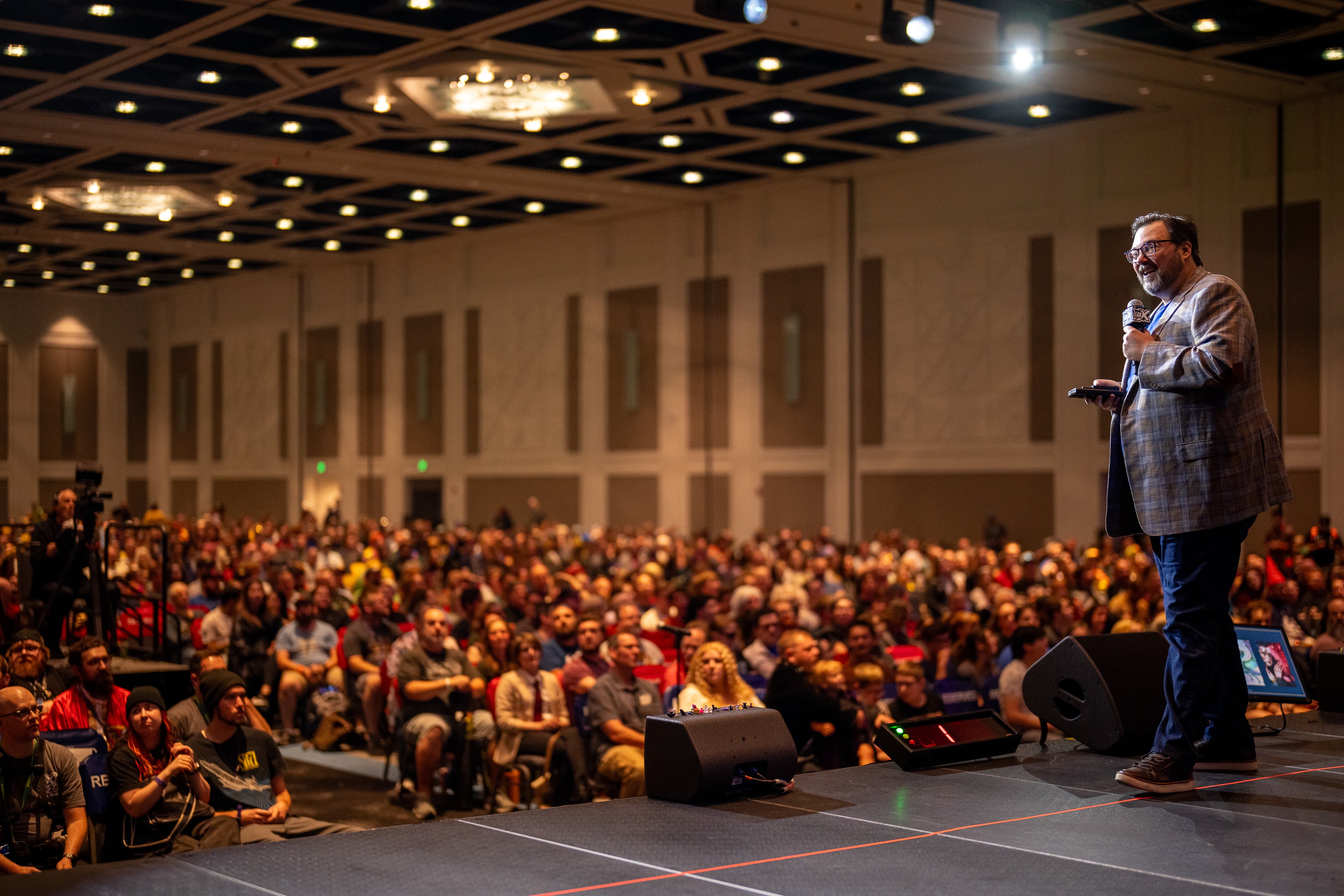 At FanX, author Brandon Sanderson announces upcoming Utah ‘market’