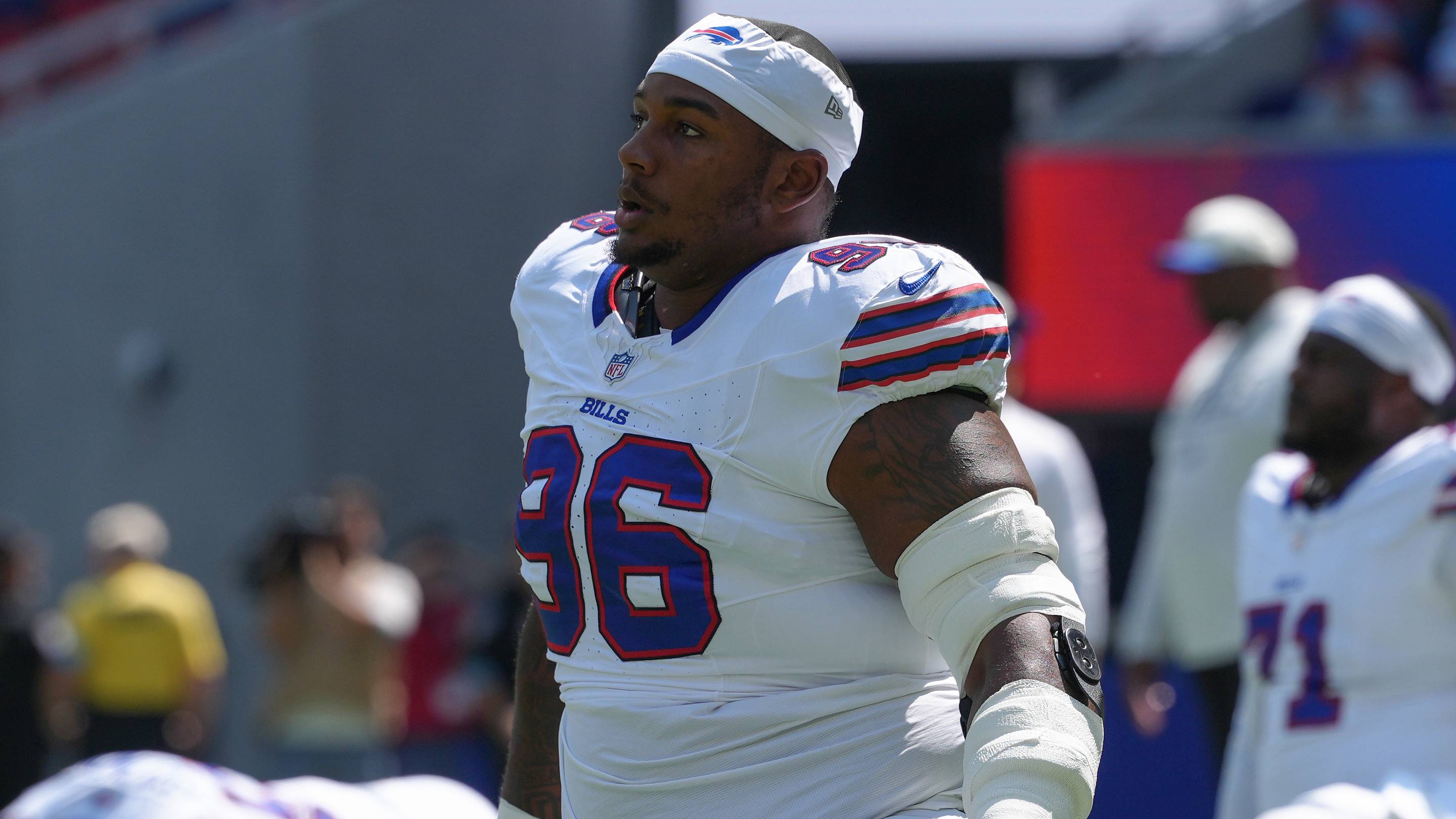 Former NFL Offensive Lineman Heaps Praise on Bills' DT Deone Walker