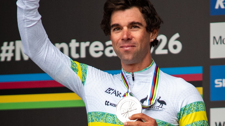 Matthews claims world championship silver after life-threatening crash