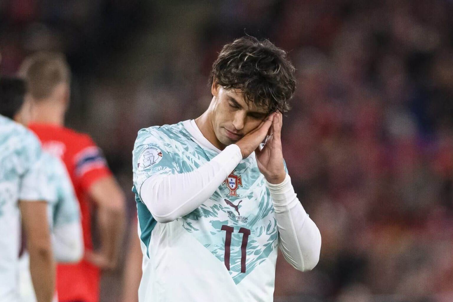Wake up. This is not a drill. Joao Felix looks really good again