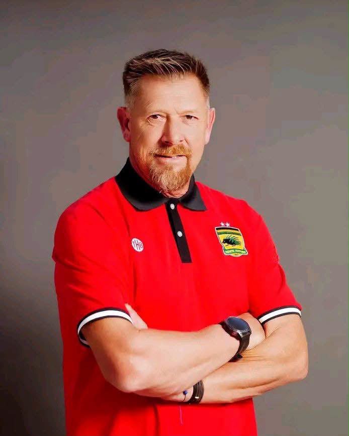 Asante Kotoko part ways with coach Eric Tinkler