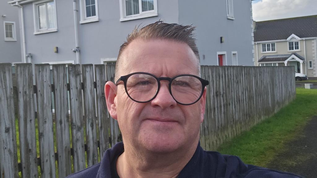 Driver and children 'petrified' in bus attack