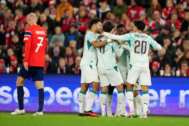 Chelsea flop starts to turn heads, Xabi Alonso favourite plays big role and another injury concern