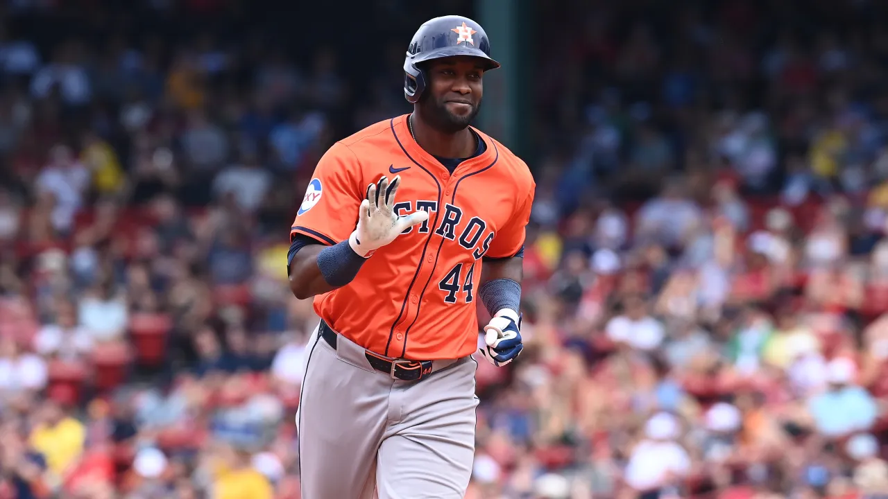 Why Yordan Alvarez can fix Astros' 'mess' in MLB postseason