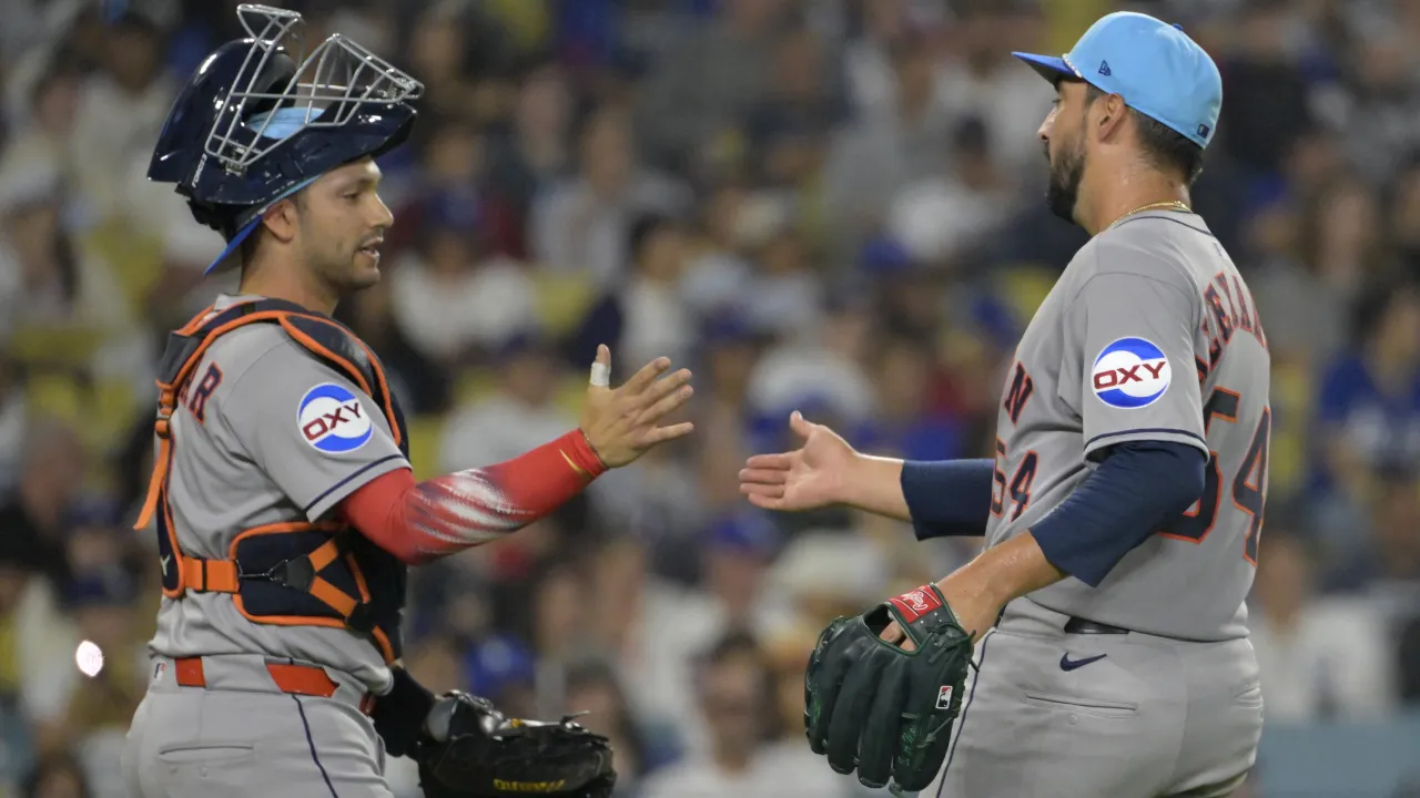 Astros make postseason decision with ex-Brewers 9.33 ERA swingman