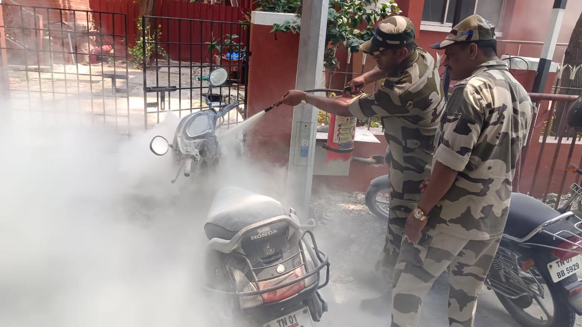 Alert CISF personnel avert fire mishap at High Court premises