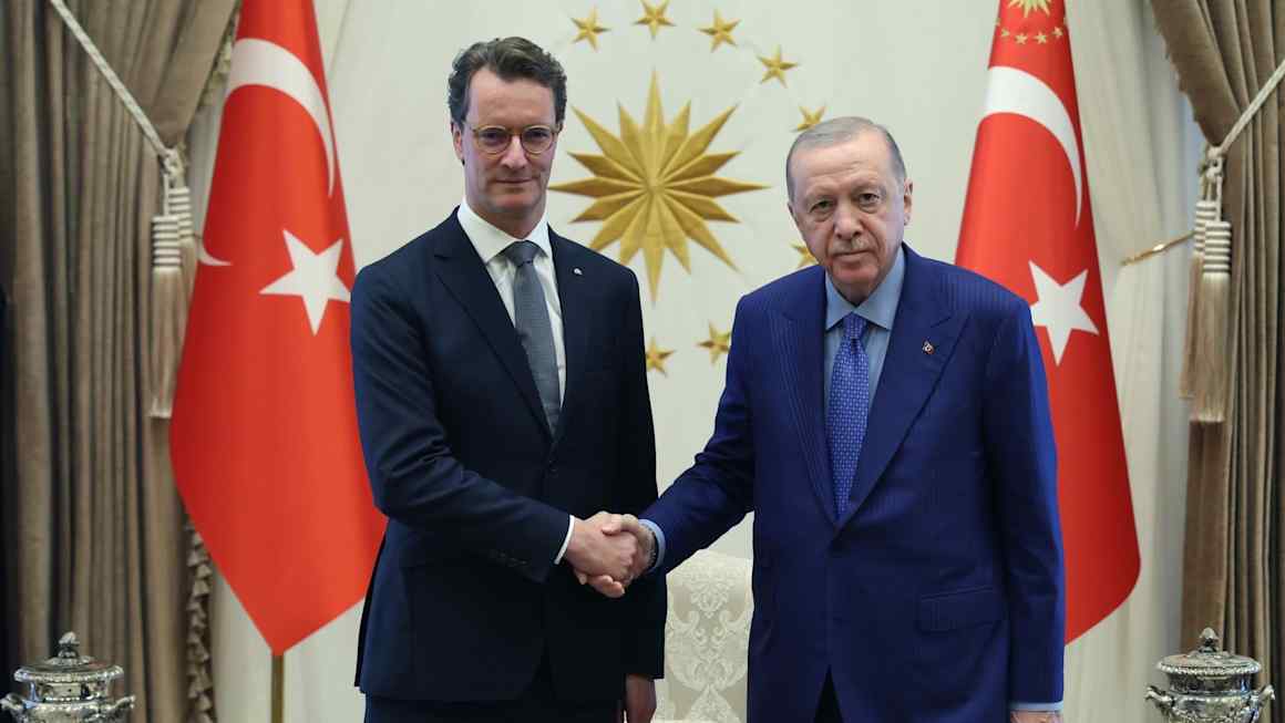 Erdoğan holds rare meeting with Germany’s potential next leader