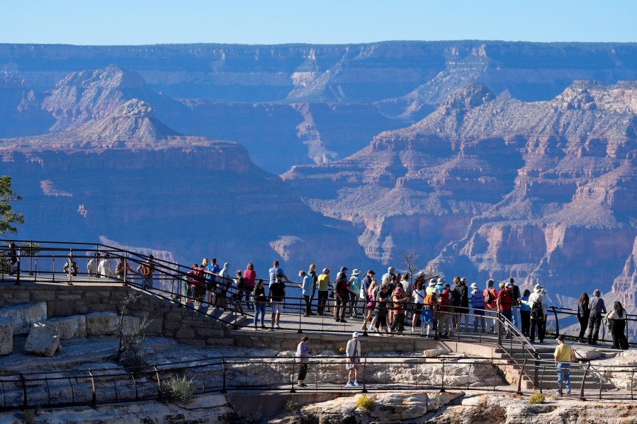 Arizona tour company sues over Trump’s non-resident fee at national parks