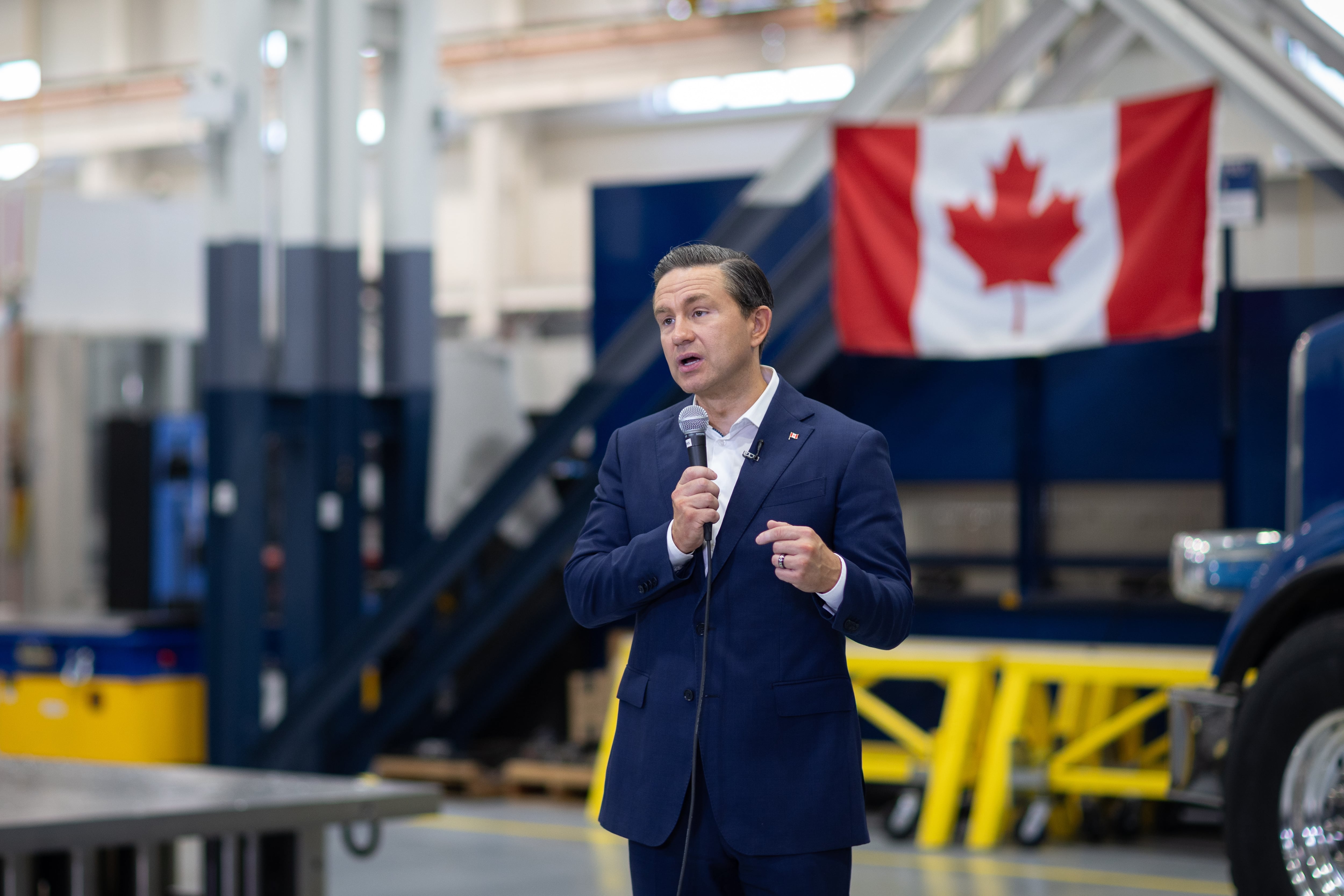 Poilievre to headline fundraiser for federalist efforts in Alberta
