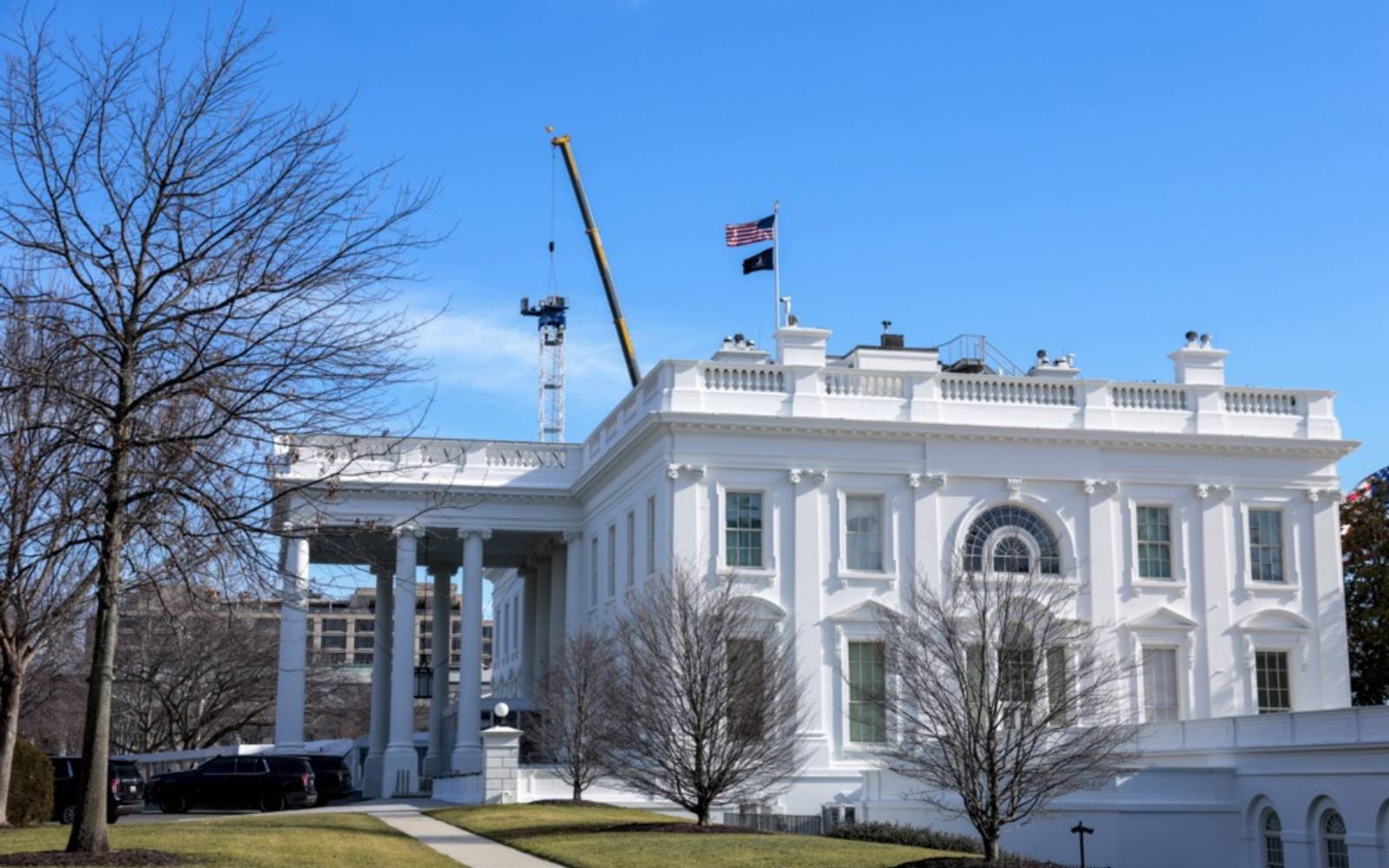 AI bosses head to White House as safety pressure builds