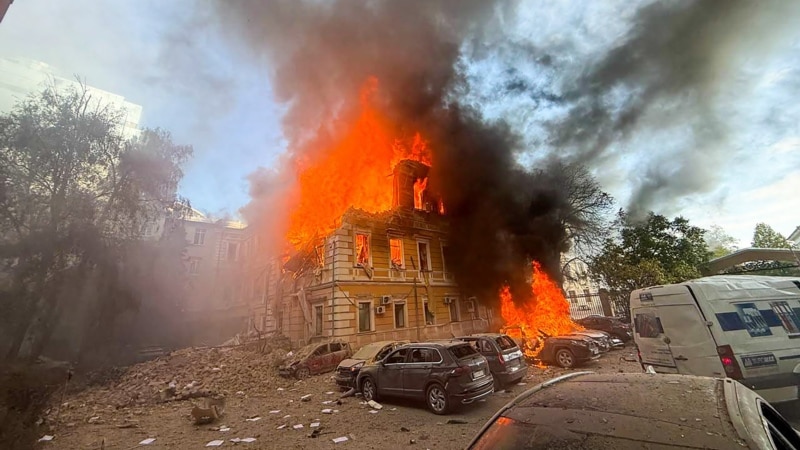 As Russia Targets Civilians, Pressure Mounts On Trump To Use Sanctions Powers
