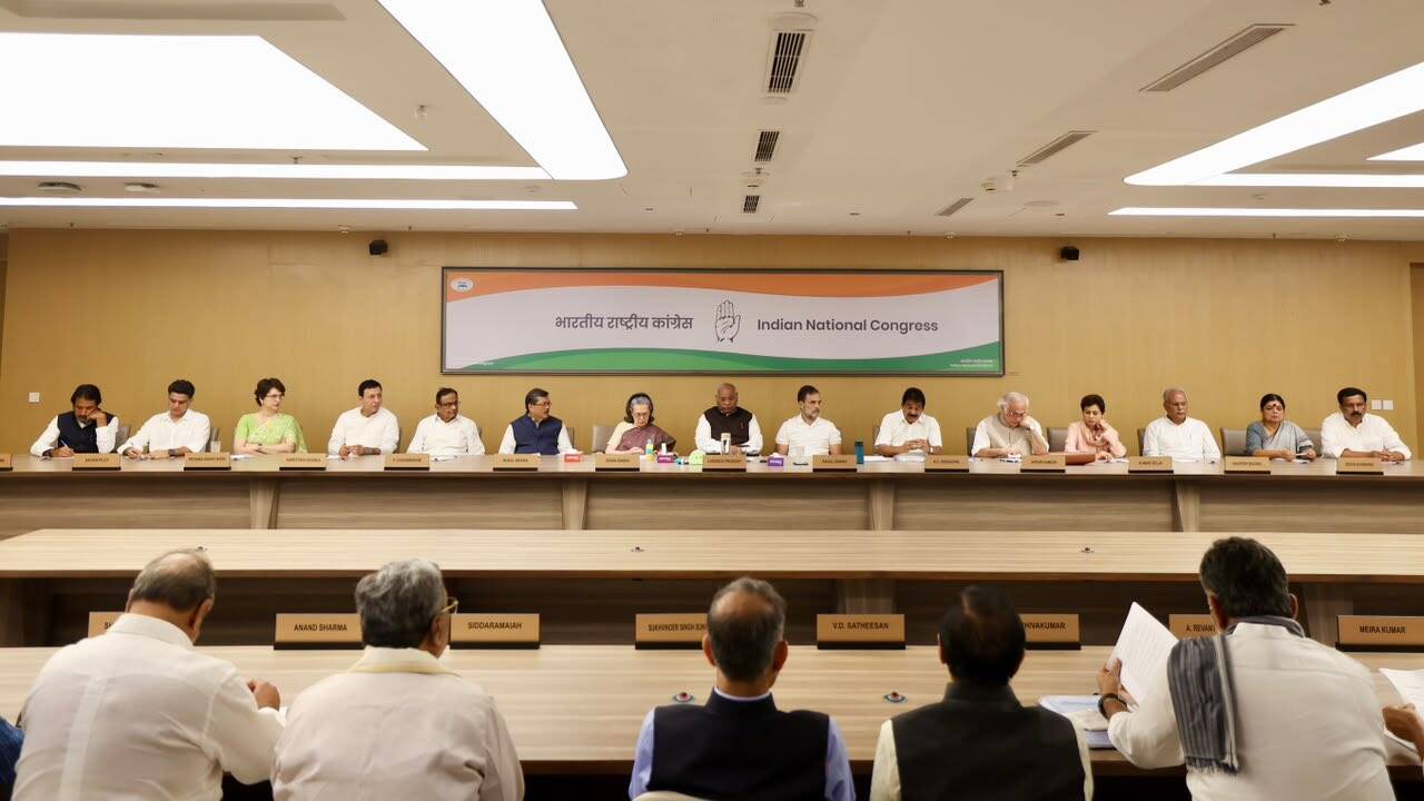 'Full disclosure of electoral roll changes': Congress's 5 demands amid EC SIR row