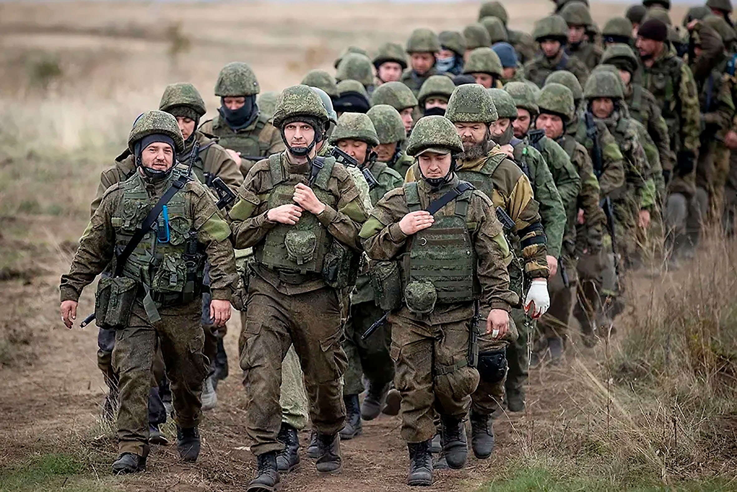 Desperate Russia offering £20,000 bonus to lure Brit & US recruits into meatgrinder war using Facebook & Telegram ads