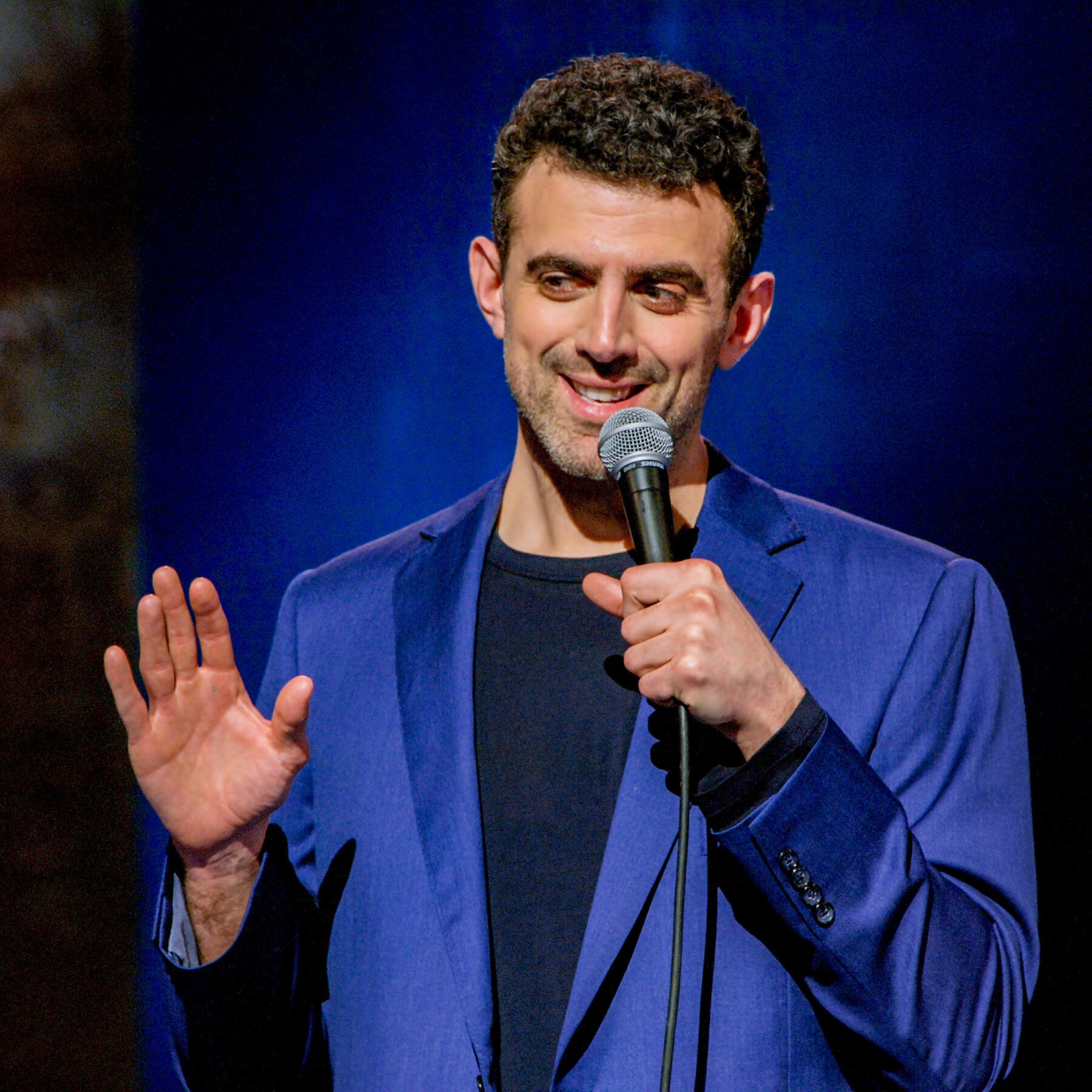 In ‘Incorrect,’ Sam Morril Makes Being a Loser Look Like Fun
