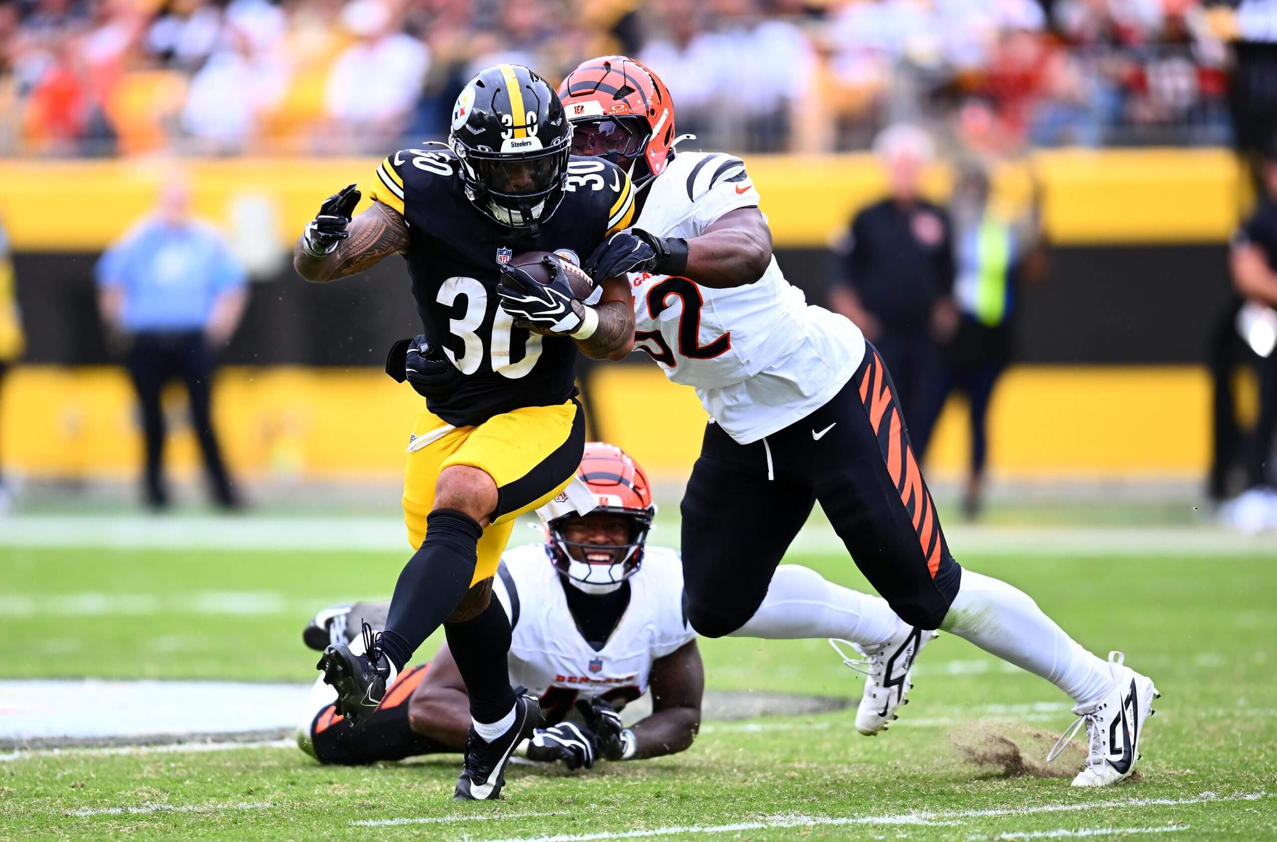 It's time for Steelers to let Jaylen Warren take on a true 'bell cow' workload
