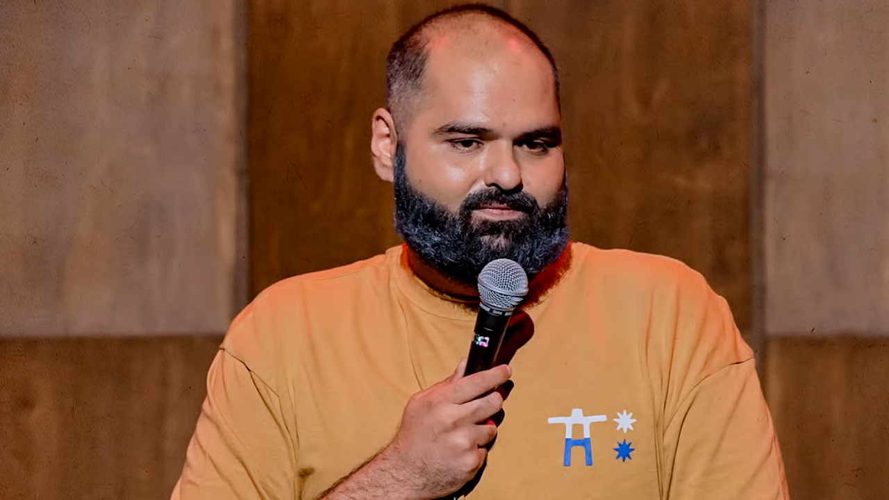 'Affects freedom of speech': Kunal Kamra moves SC over legislative privileges issue