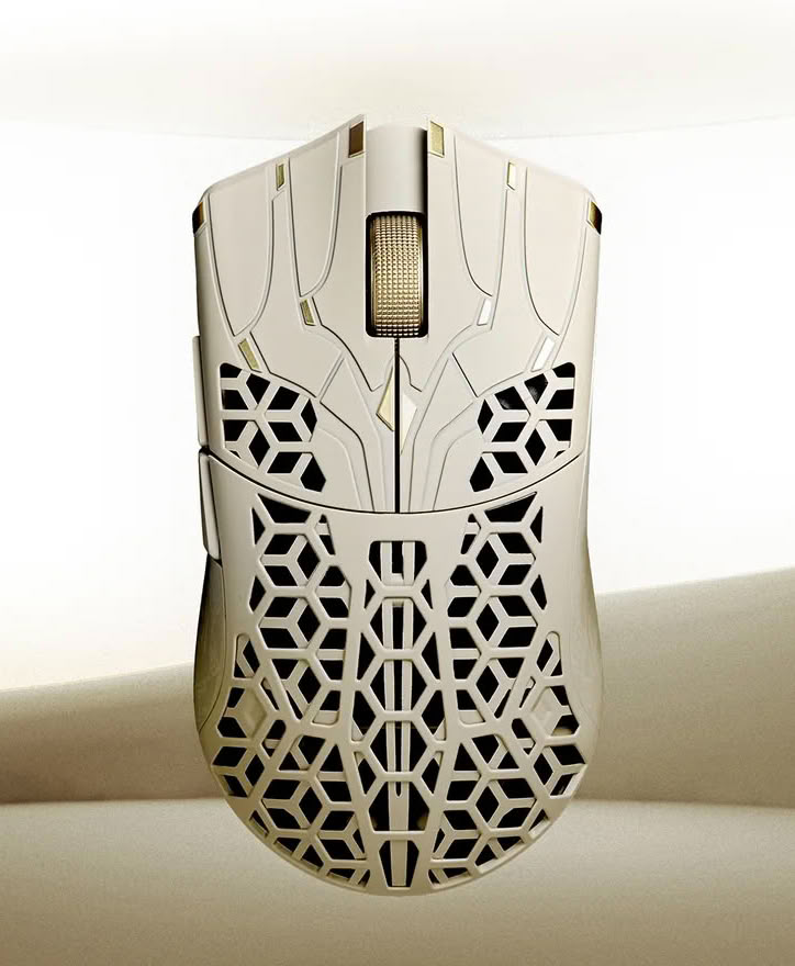 ATK Launches Blazing Sky Phantom: 44 g Carbon Fiber Wireless Gaming Mouse for $100-120