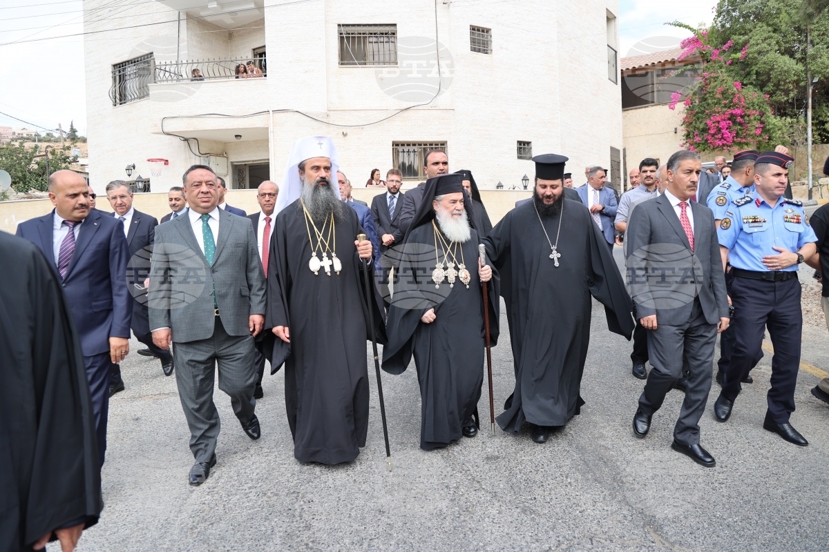 Bulgarian Patriarch Daniil Visits St George the Victorious Church in Jordan
