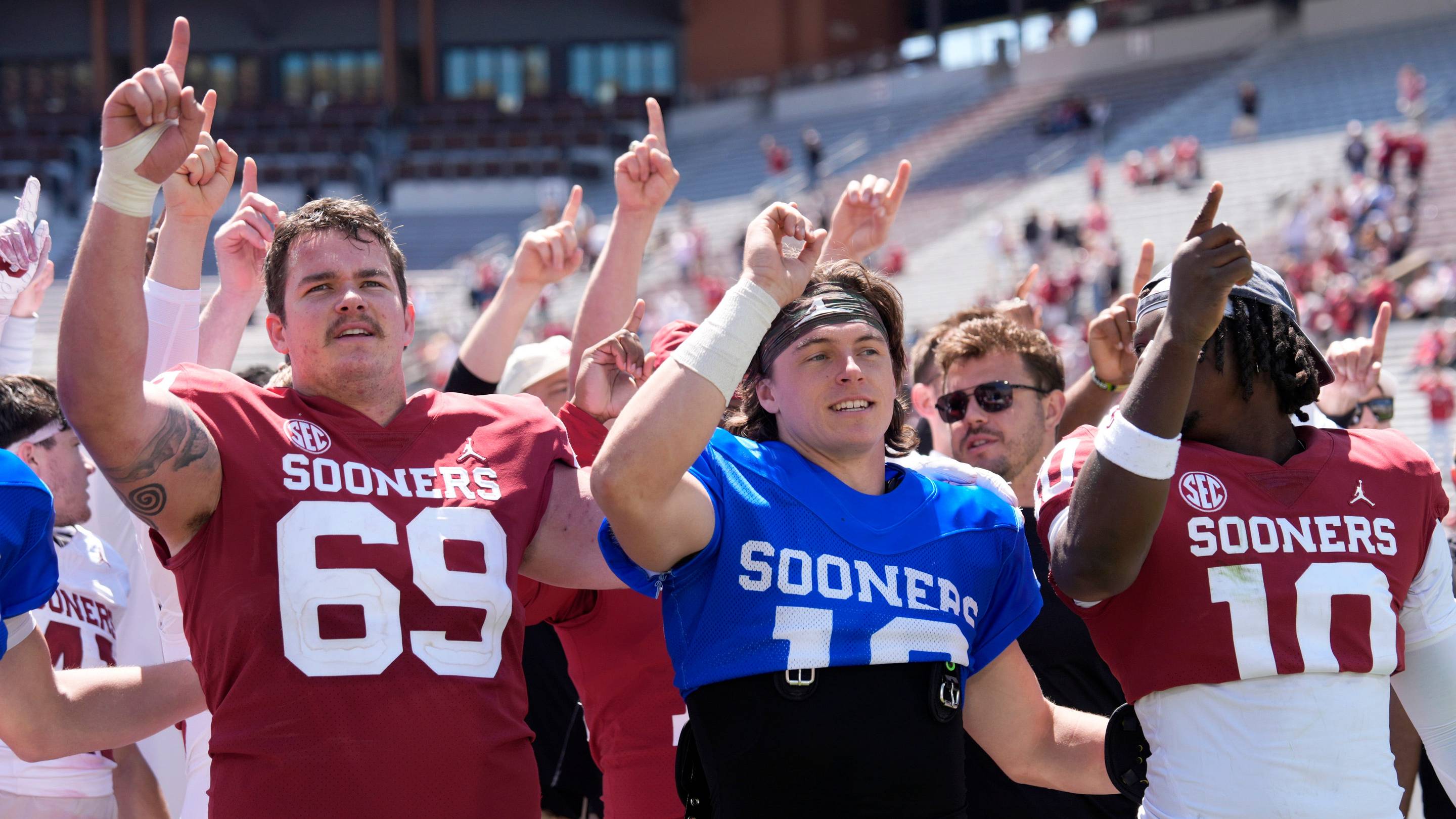 Oklahoma’s Eight Other Captains Believe in John Mateer, But Belief Isn't Enough