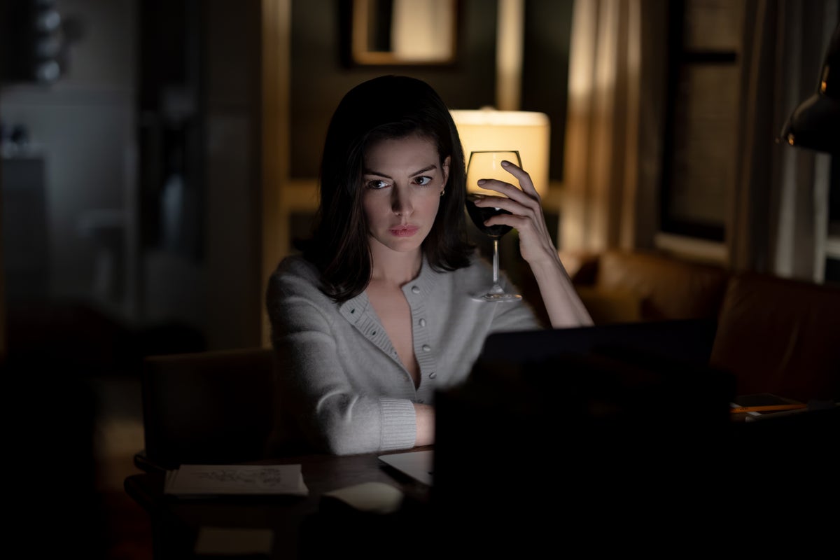 'Verity' puts Anne Hathaway, Dakota Johnson and Josh Hartnett in a steamy Colleen Hoover thriller