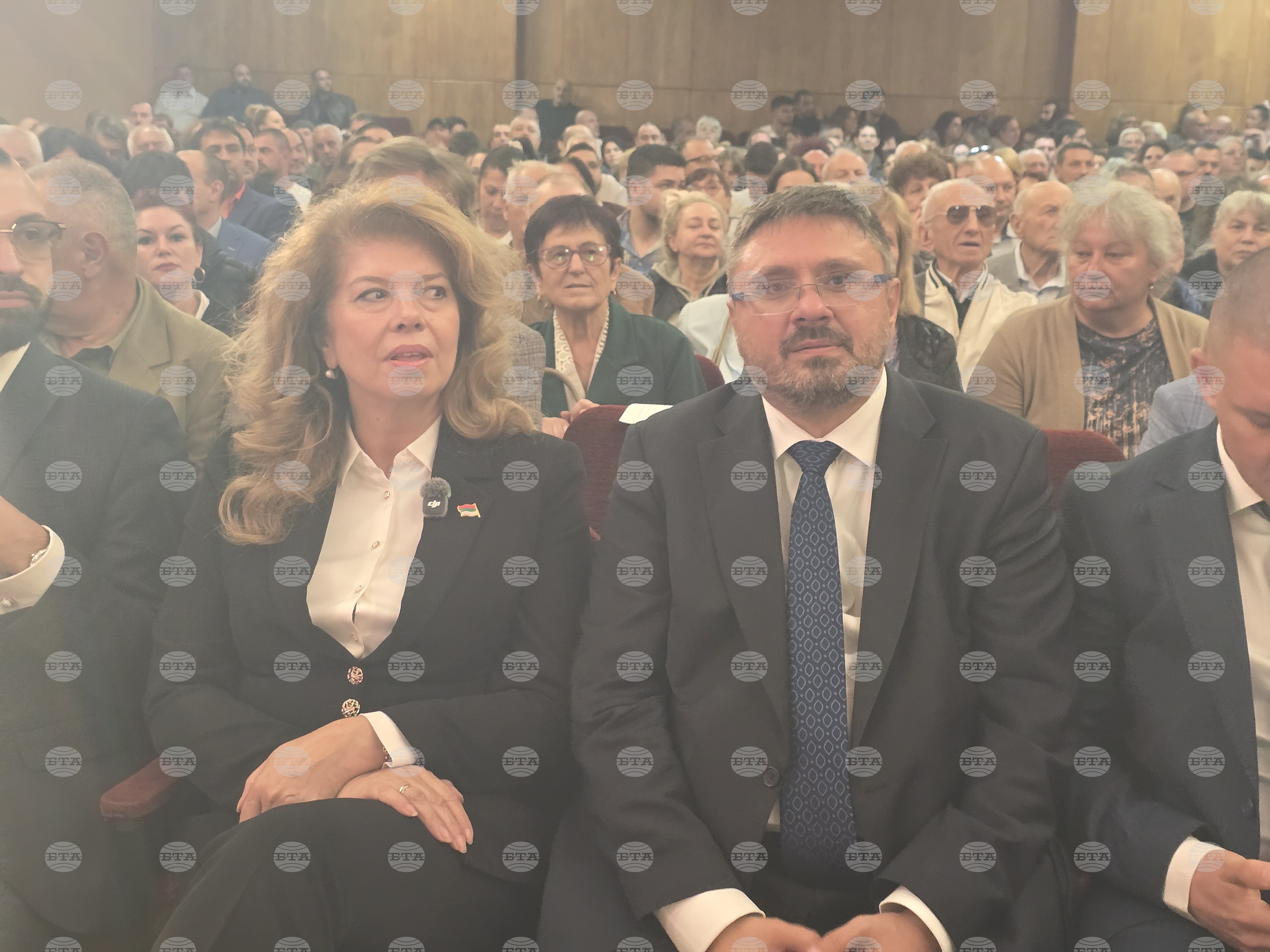 Presidential Candidate Iotova Calls for Unity, Dialogue, Says Presidential Institution Must Unite Bulgarians