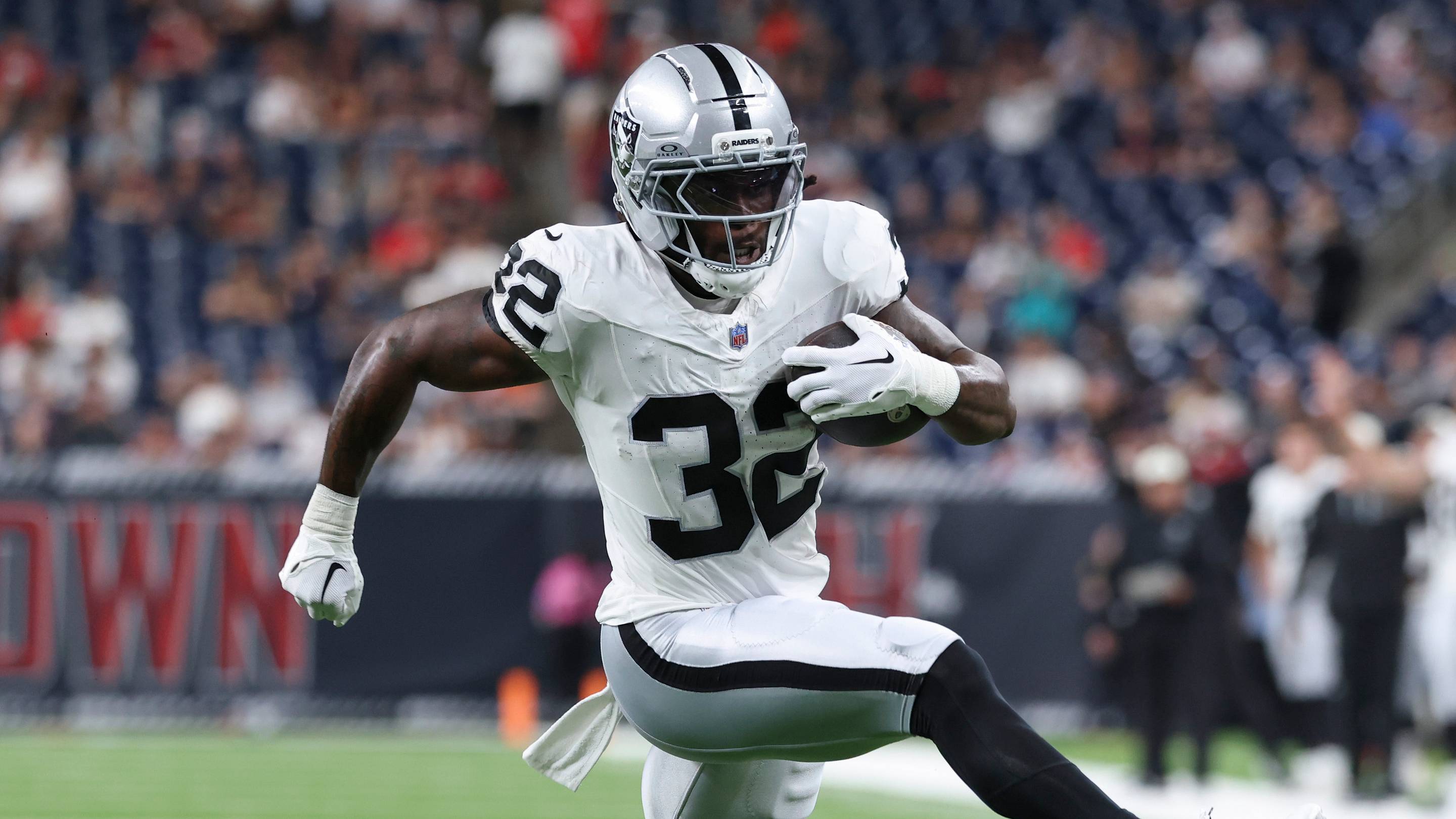 Texans Reunite With Dare Ogunbowale: What It Means for Houston's RBs