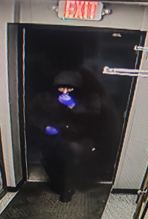 North Side bar owner says armed robbery ‘happened so fast’