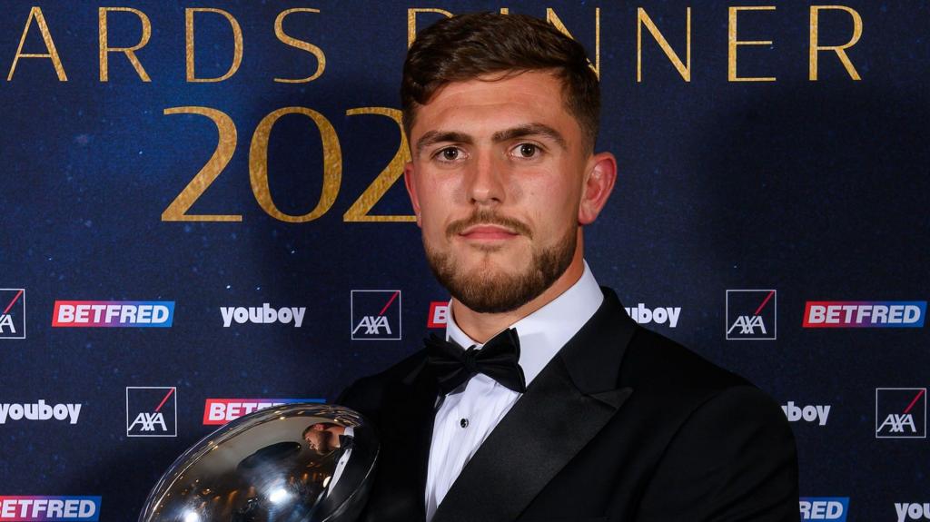 Wigan's O'Neill wins Man of Steel award