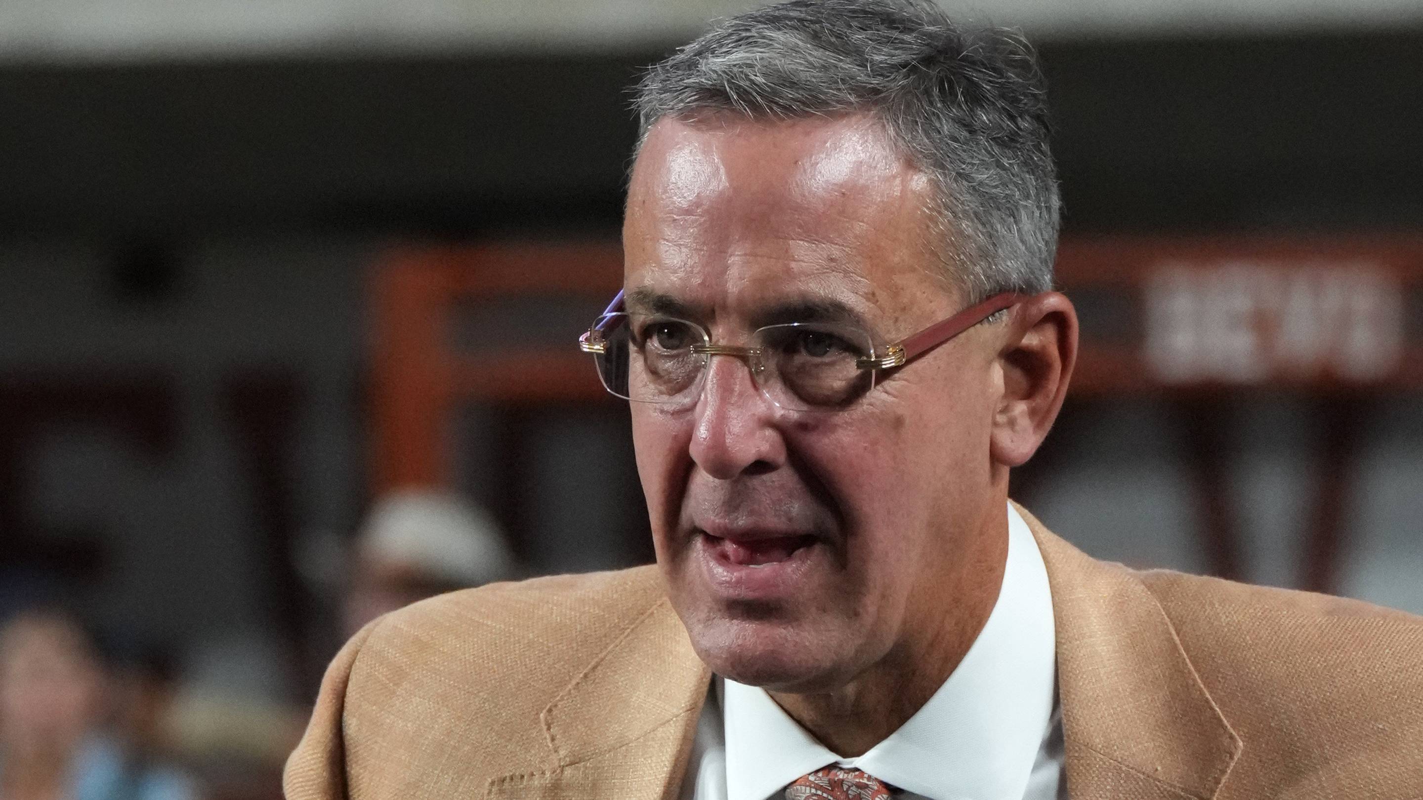 Chris Del Conte Rips Texas Longhorns for “Embarrassing” Player Celebrations