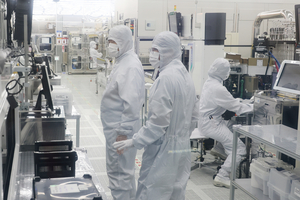 Korea lifts tax revenue forecast to record W478.6tr on chip boom