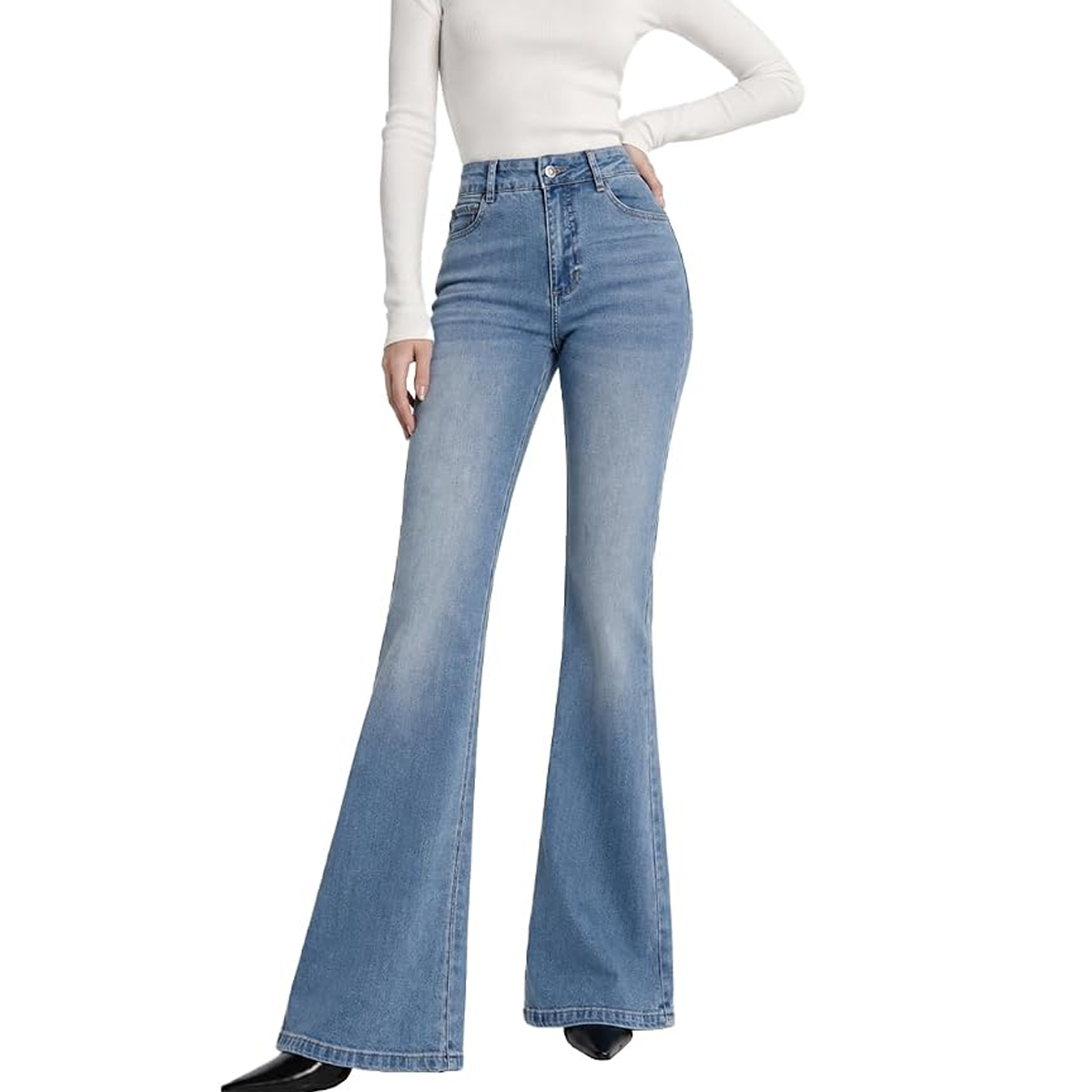 Jennifer Lopez Rocked This Rich Mom Jeans Style in Milan