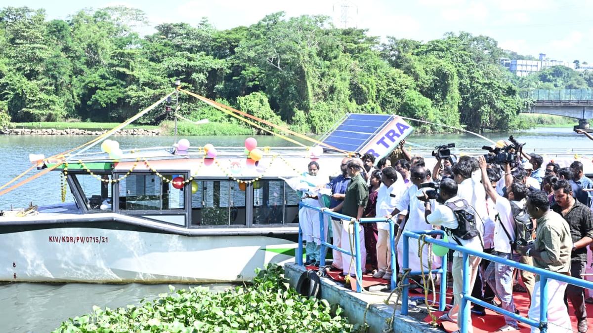 Veli-Kadinamkulam passenger-cum-tourist boat service inaugurated in Keralam