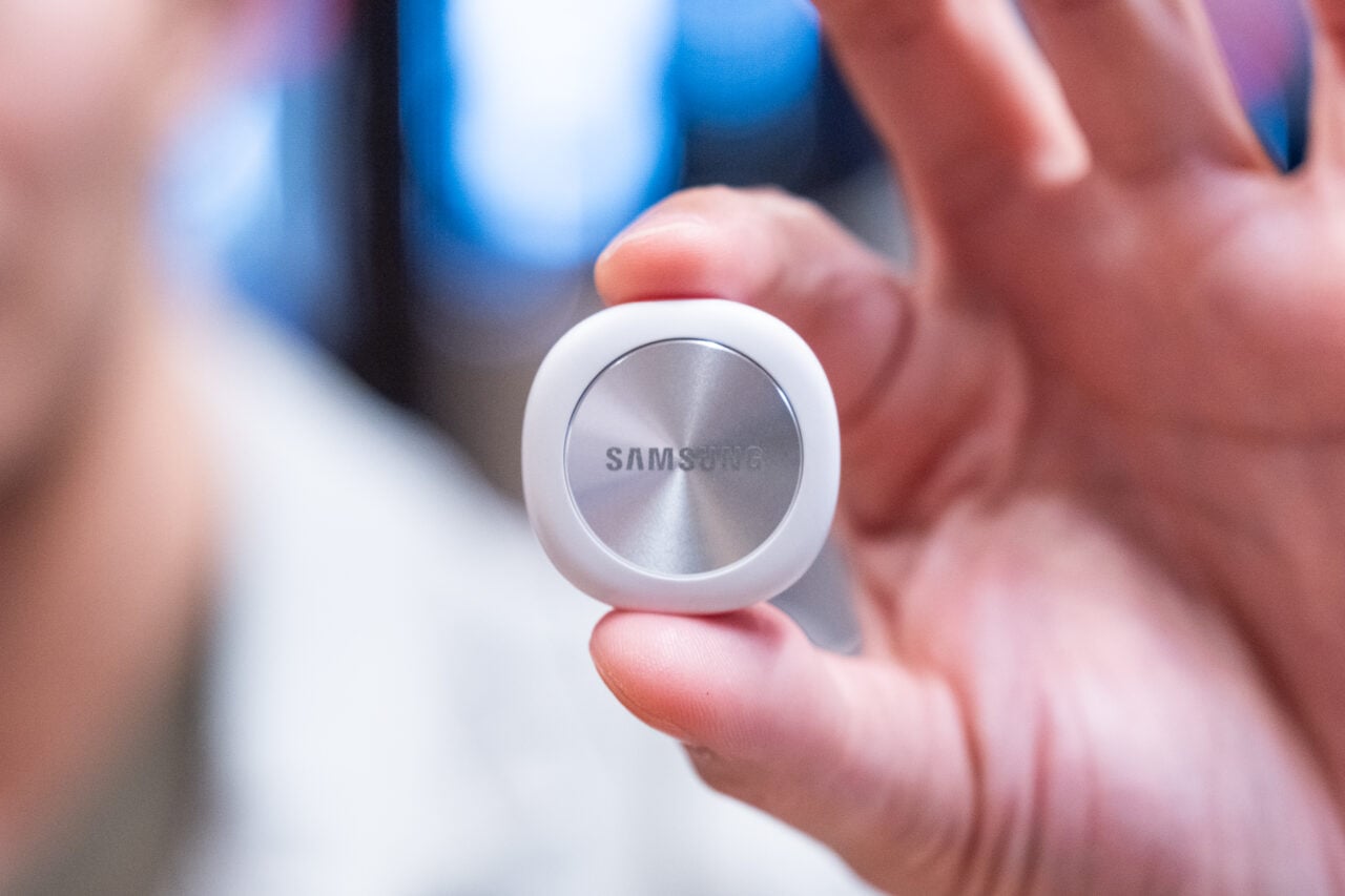 Samsung’s New SmartTag 3 Item Tracker Works With iPhones