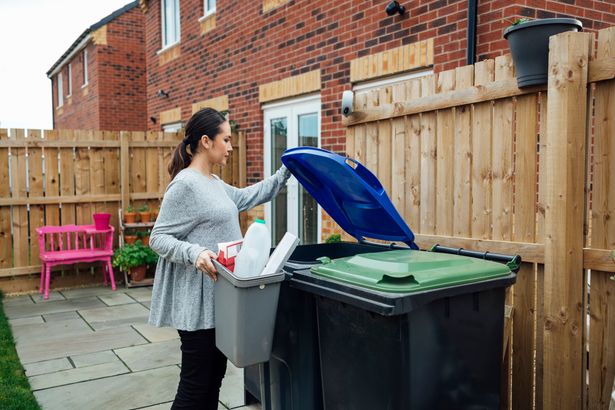 Binman says never put common item in recycling - 'easy mistake to make'
