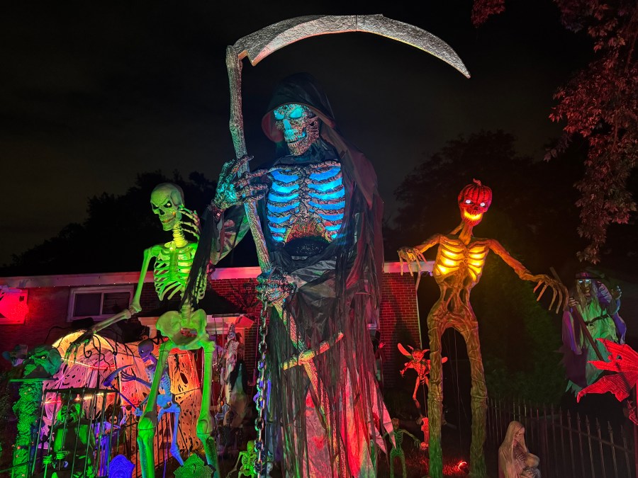 Halloween Houses 2026: Check out some of Chicagoland's best displays and home haunts