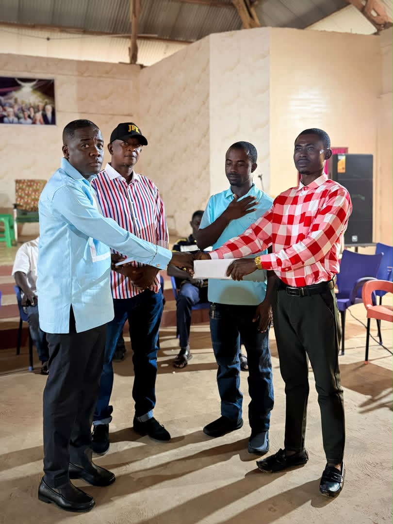 Bekwai MP provides GH¢30,000 to support stalled Dotom-Koniyaw-Kokotro road works