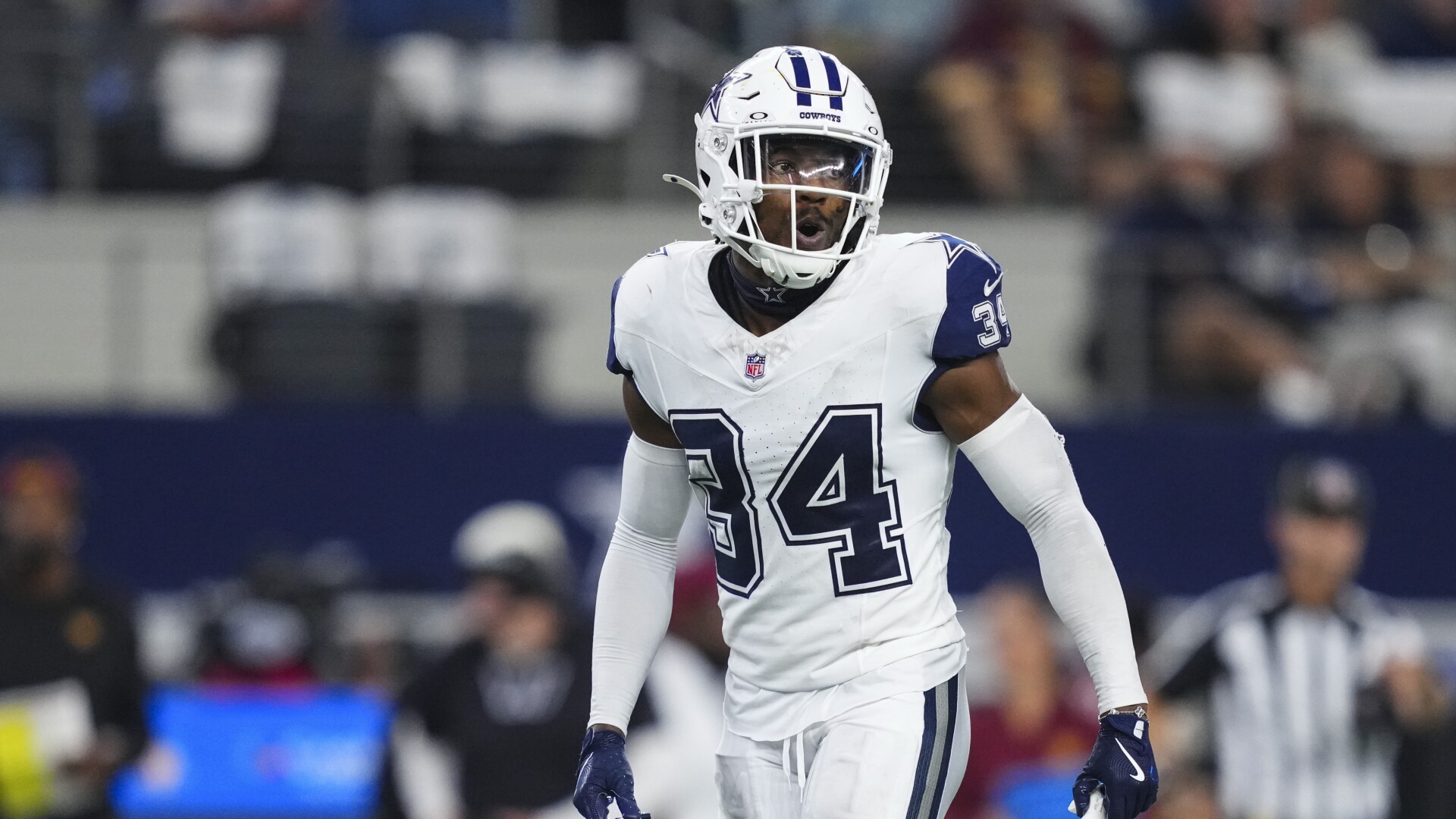 Cowboys place S Jalen Thompson, DT Jonathan Bullard on IR