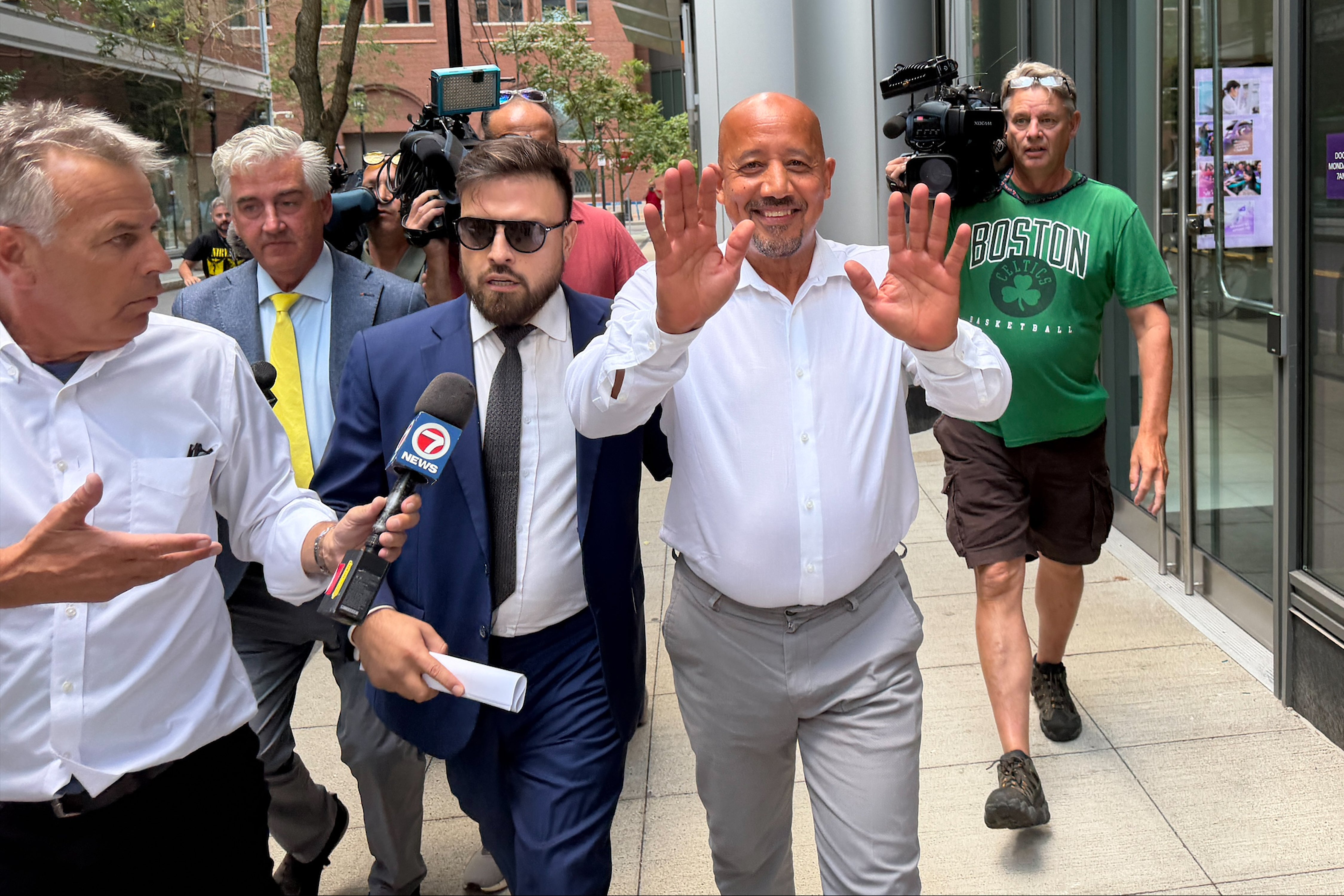 Battling state and federal charges, Lawrence Mayor Brian DePeña says he’ll stay in office
