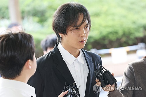 WINNER's Song Min-ho gets suspended prison term for negligence in mandatory service