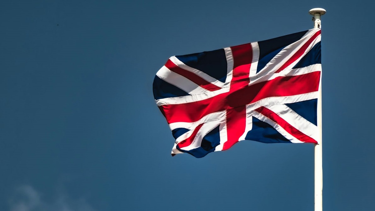 Zelenskyy to visit Britain on Monday, where Burnham will announce transfer of 'Stone Cloak' technology to Ukraine, mass media report