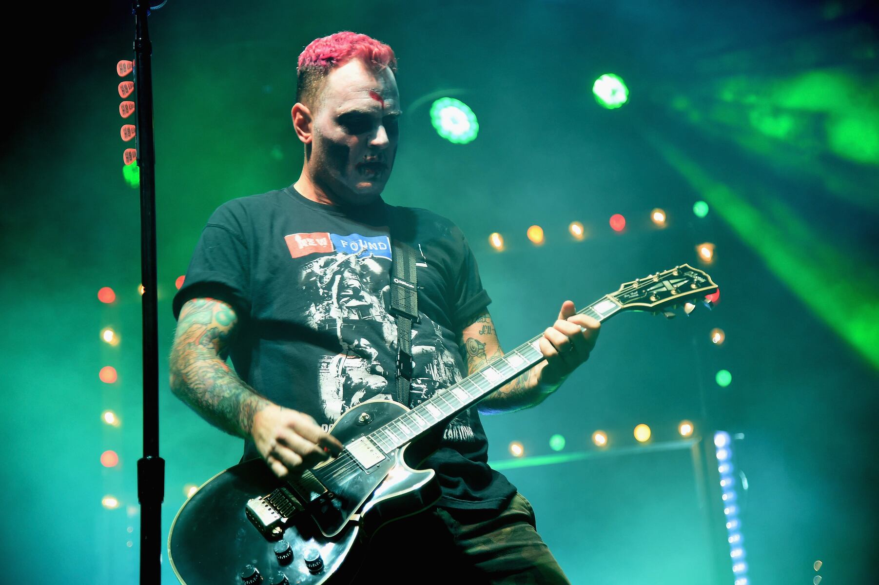 Rock star battling cancer shares emotional post after singer’s death: ‘Breaks my heart’