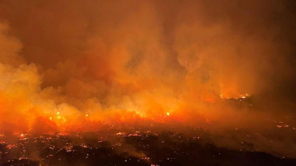 Minister defends decision to reject UK military help to fight wildfire