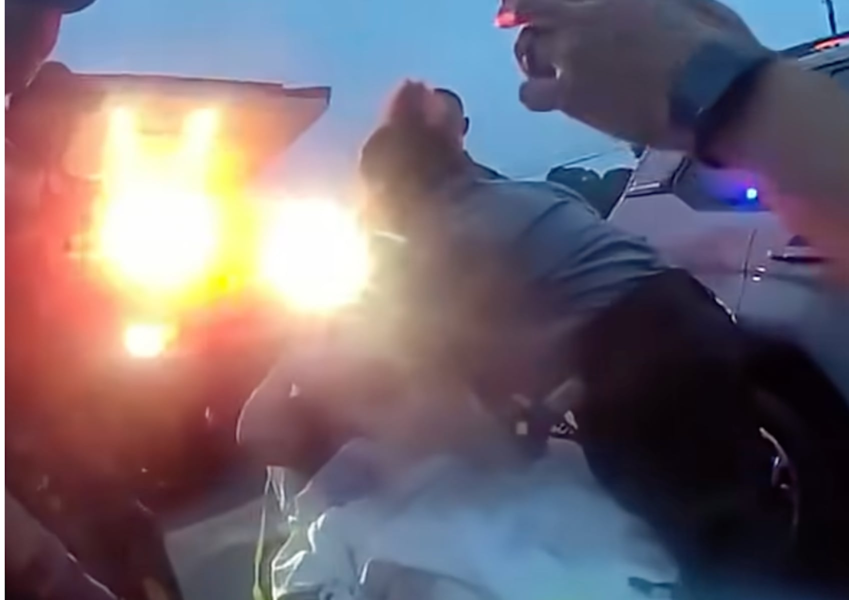 Cop helps deliver baby outside N.J. Wawa