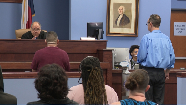 Call KENS: Apartment owner took tenant to eviction court even after he paid rent. He was not evicted.